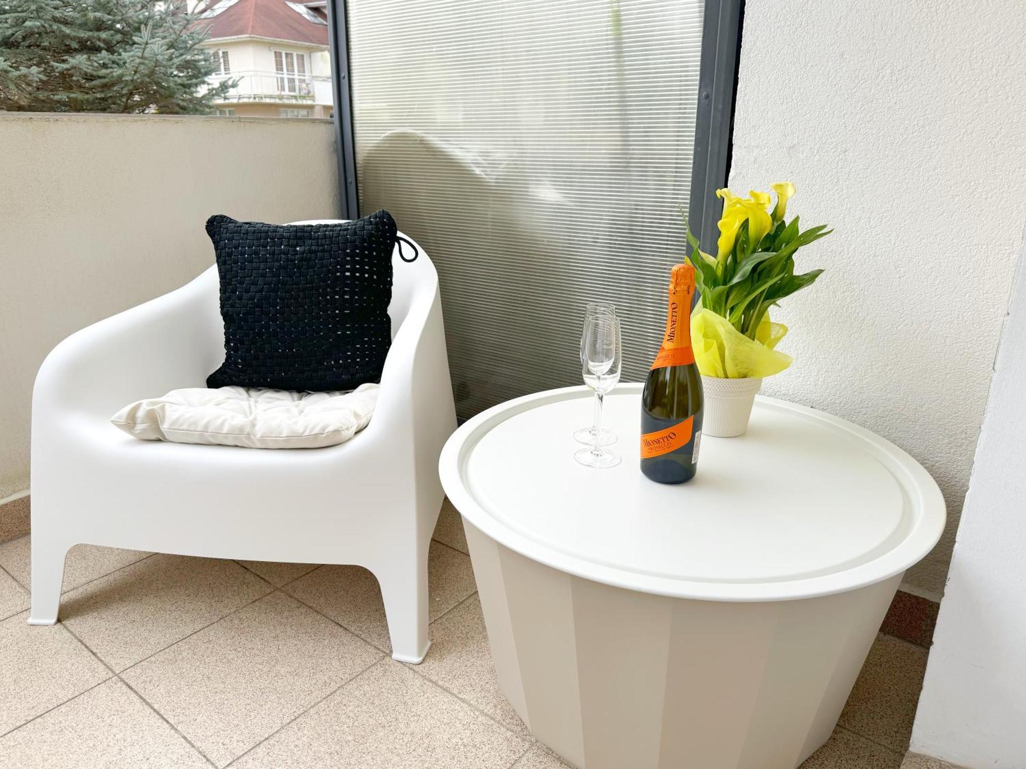 Baltic Apartament Studio Z Ogrodkiem Grzybowo Kolobrzeg 외부 사진